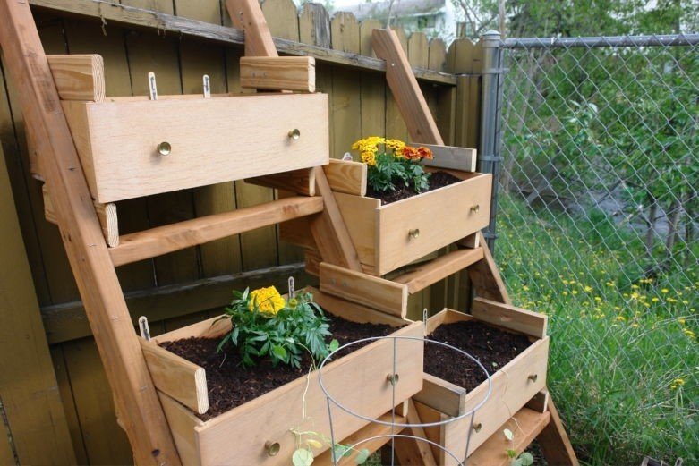 Ящики для сада и огорода