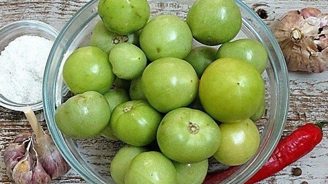 Соленые зеленые помидоры в ведре: вкусные заготовки к вашему столу